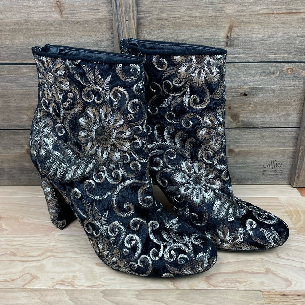 COPY - Wild Diva Black Velvet Velour Embroidered Sequin Zip Heeled Boots Bootie…
